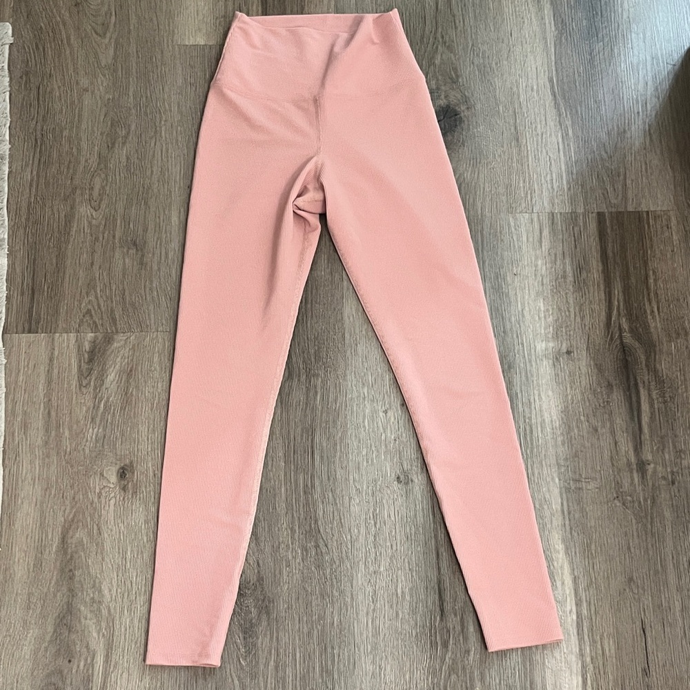 Beach Riot pink ribbed High-Waisted Leggings